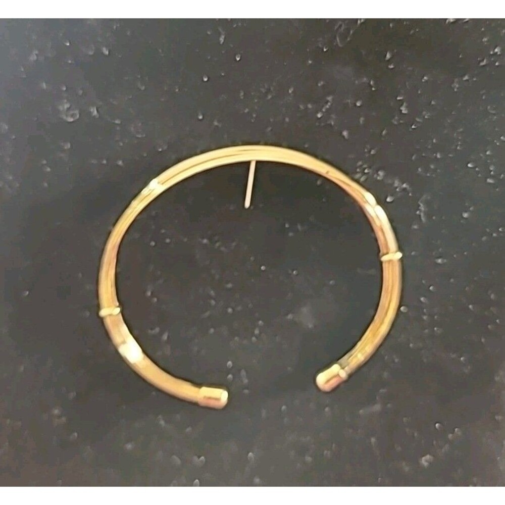 Gold Tone Vintage 14 Strand Round Open Bangle Bracelet 1960's-1980's Era